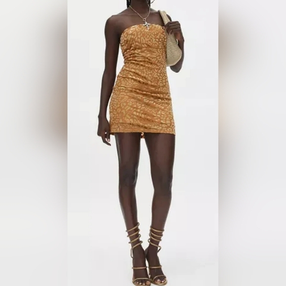 Silence + Noise Brenna Strapless Velvet Burnout Print Mini Dress in Mustard, M - Picture 6 of 14